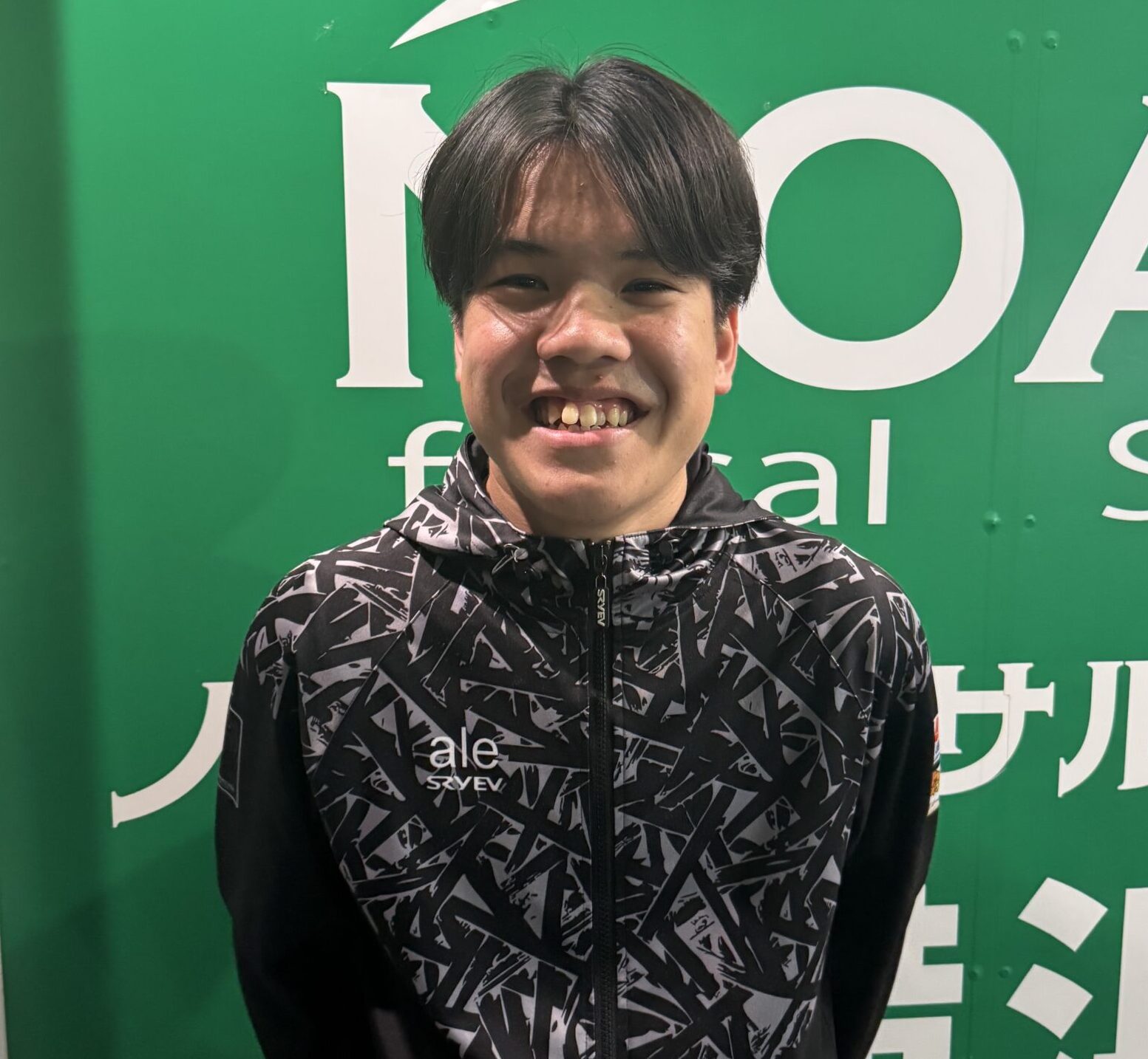 濱野コーチ
